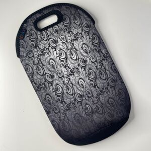 Icolor insulated double wine cooler.  NWT.  Neoprene double wine tote.